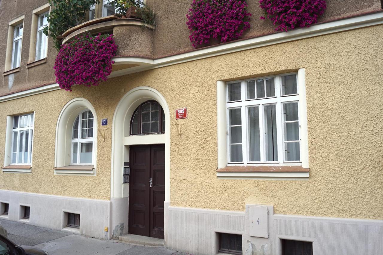 Apartament Letna *